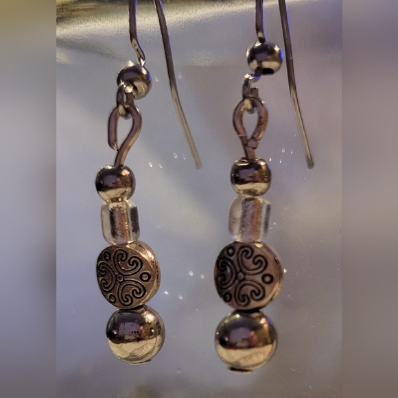 Beaded Earrings - Picture 2 of 4